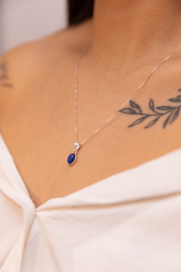 Dije Barcelona con Lapislazuli - Image 4