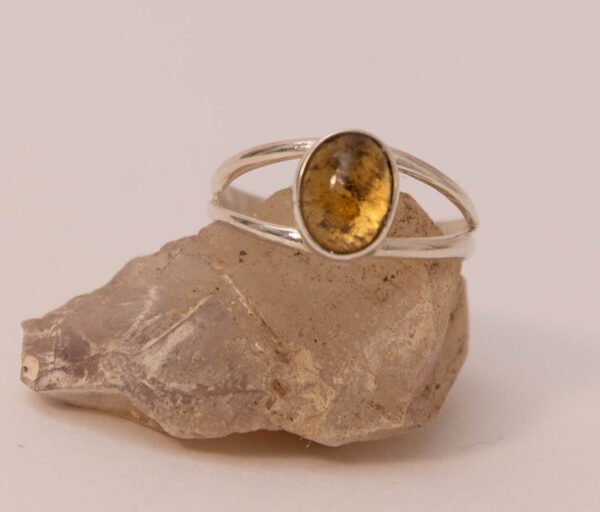 Anillo Asia con Citrino