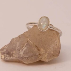 Anillo Africa con Piedra Luna