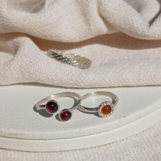 Anillo Atenas con Granate