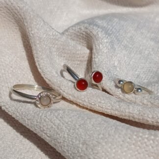 Anillo Atenas con Cornalina