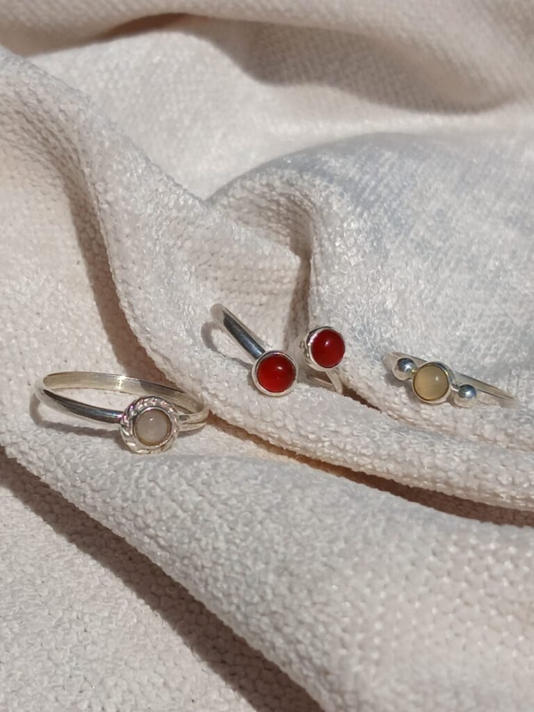 Anillo Atenas con Cornalina