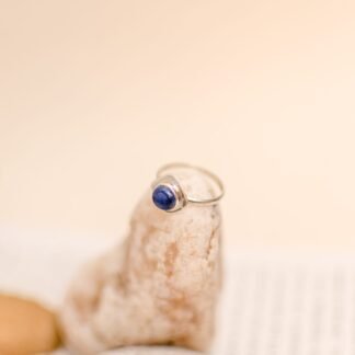 Anillo Copenhague con Lapislazuli