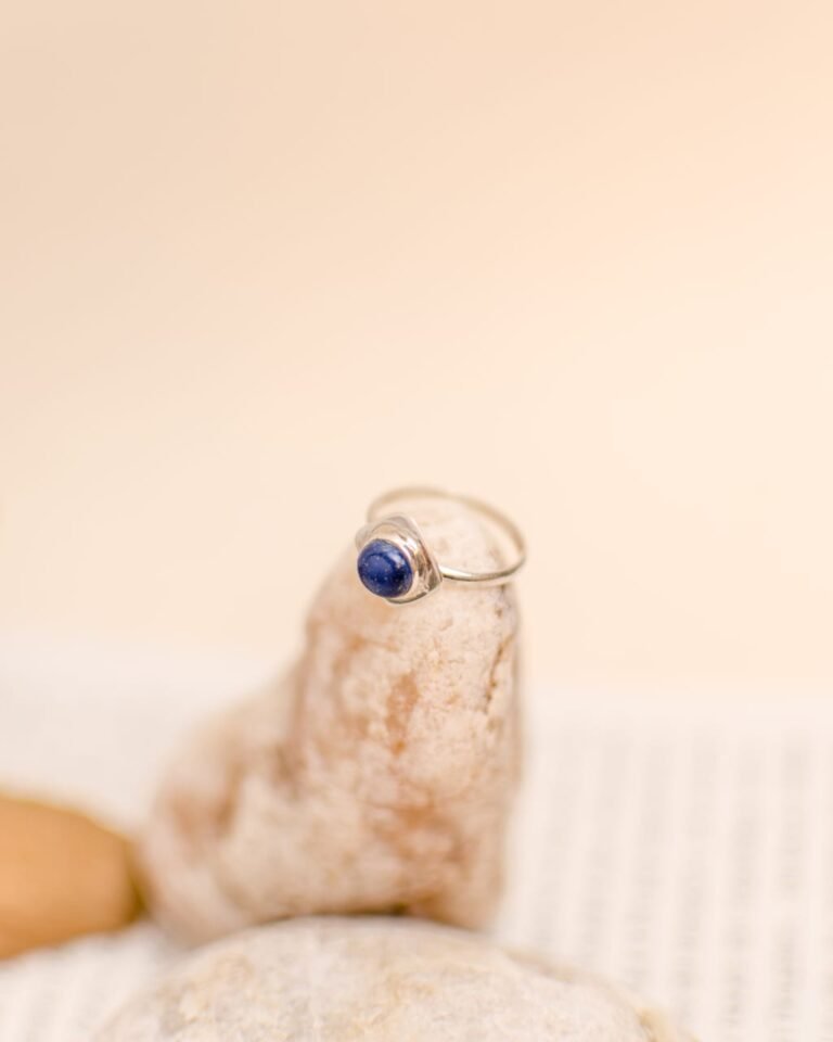 Anillo Copenhague con Lapislazuli